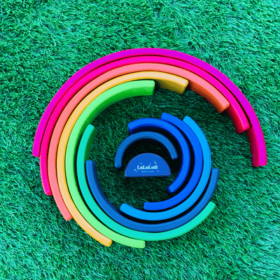 wooden-rainbow-stacker